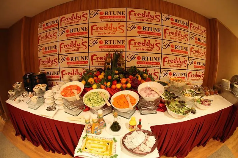 Saffron Boutique Hotel Dubai 4*,  Verenigde Arabische Emiraten